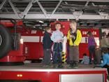 HZS - předškoláci navštívili hasiče na Košutce I.